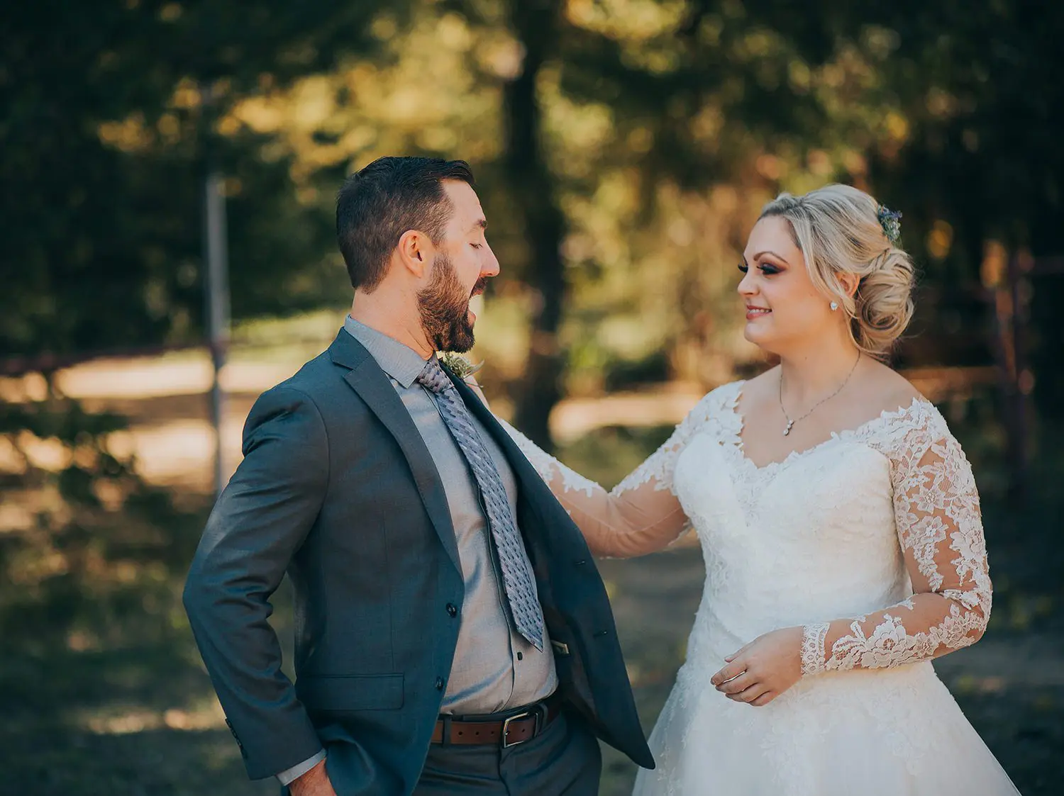 first look bride groom