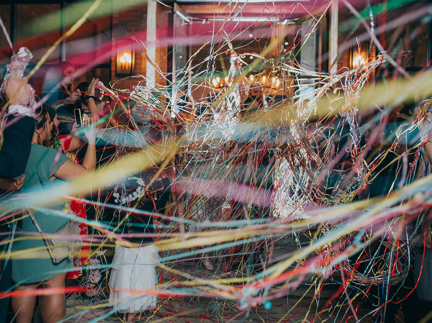 no mess streamer exit wedding