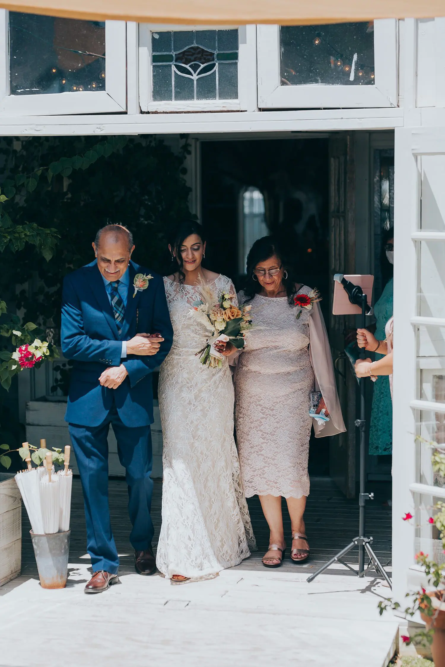 intimate wedding photographers