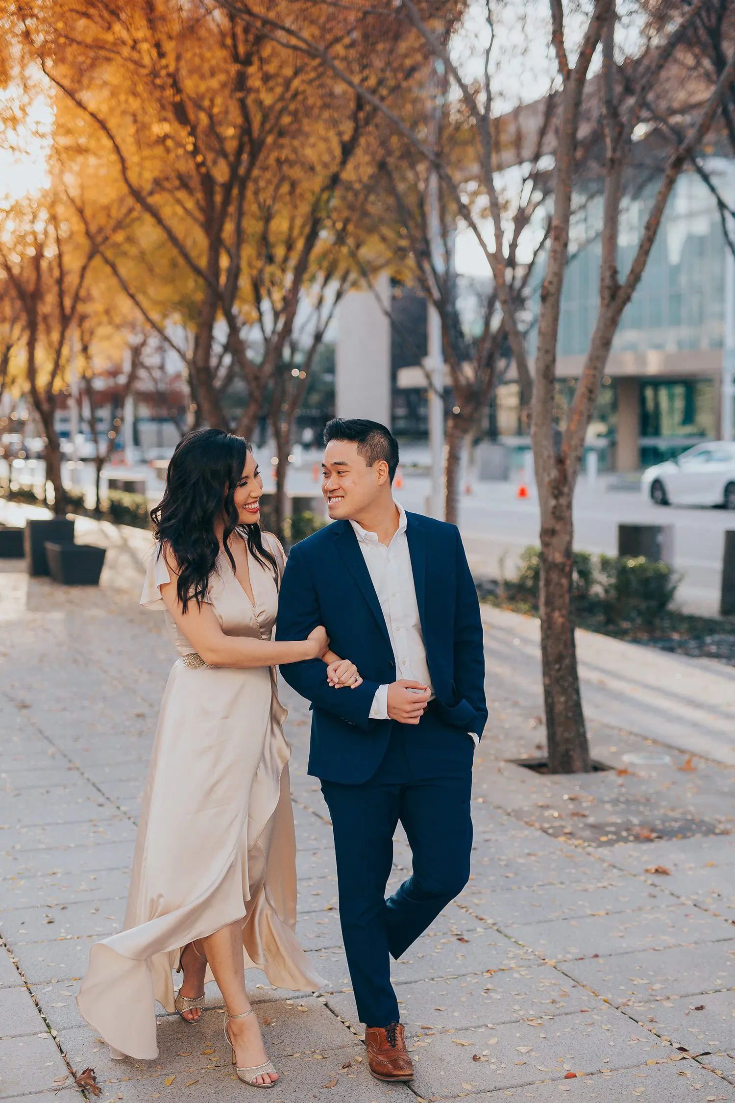 downtown dallas engagement photos