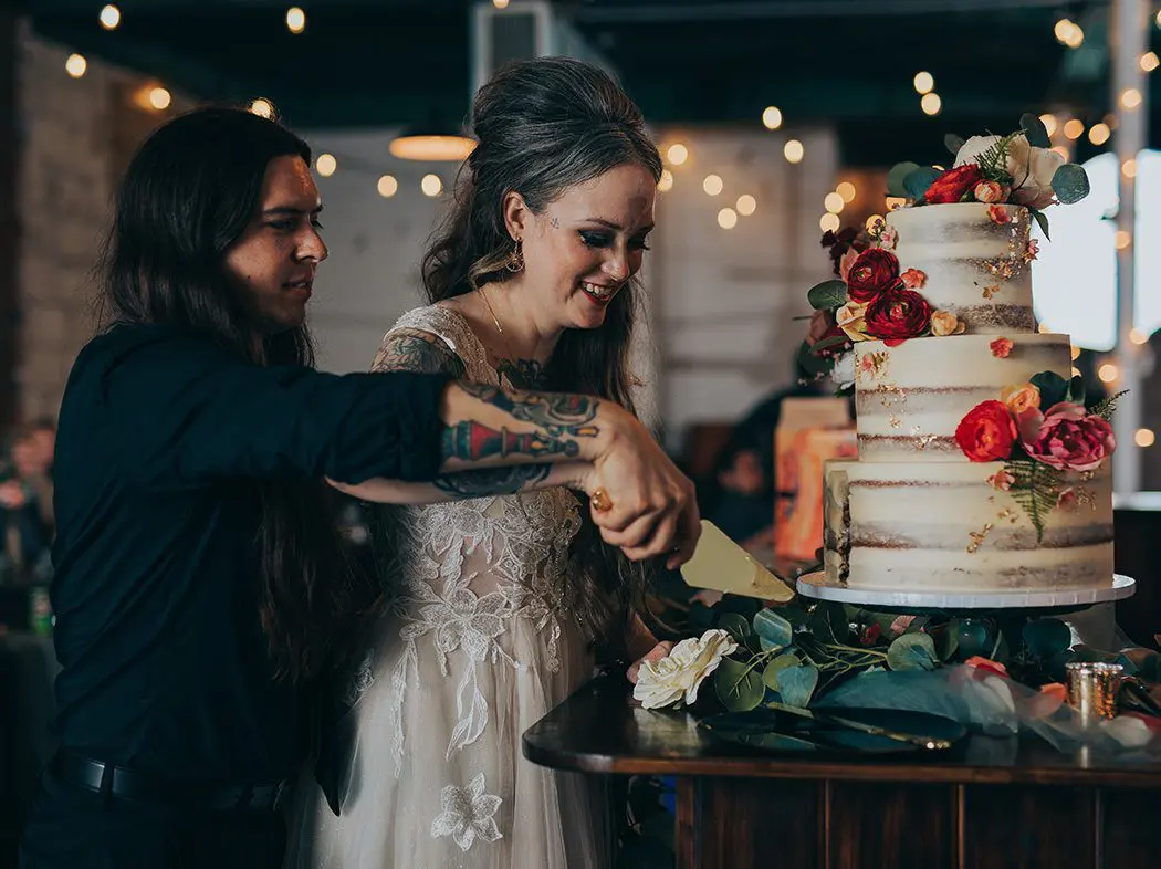 photographer for dark wedding receptions