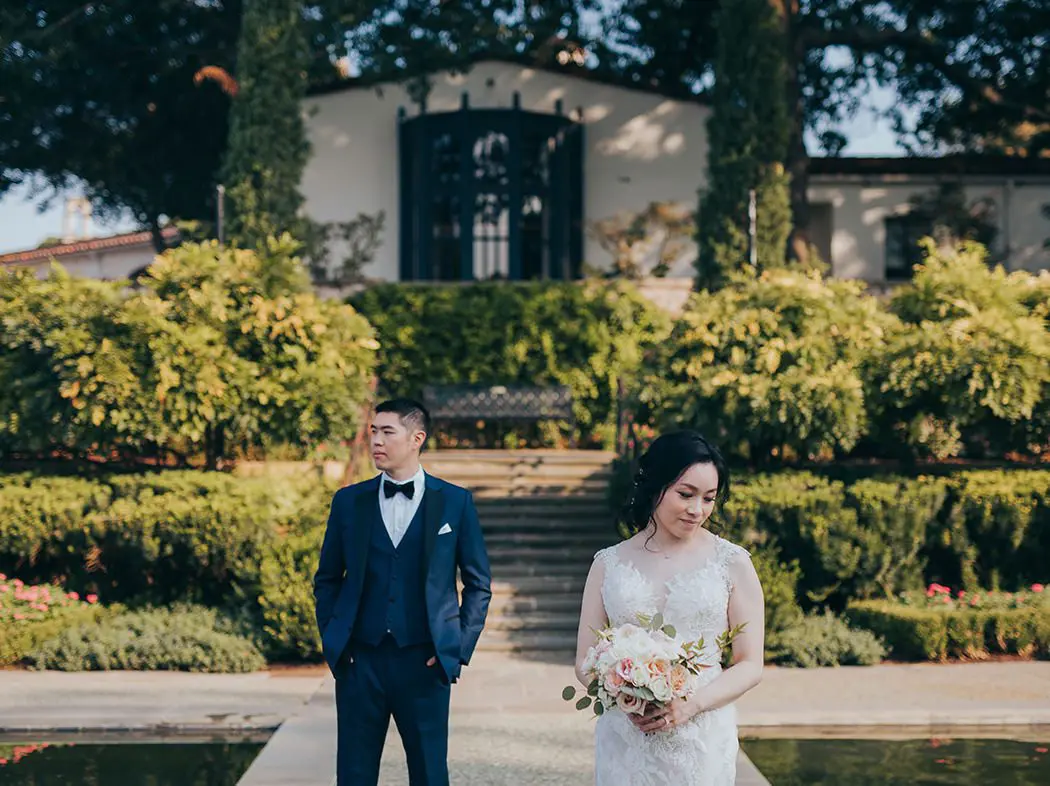 dallas arboretum wedding couple portraits
