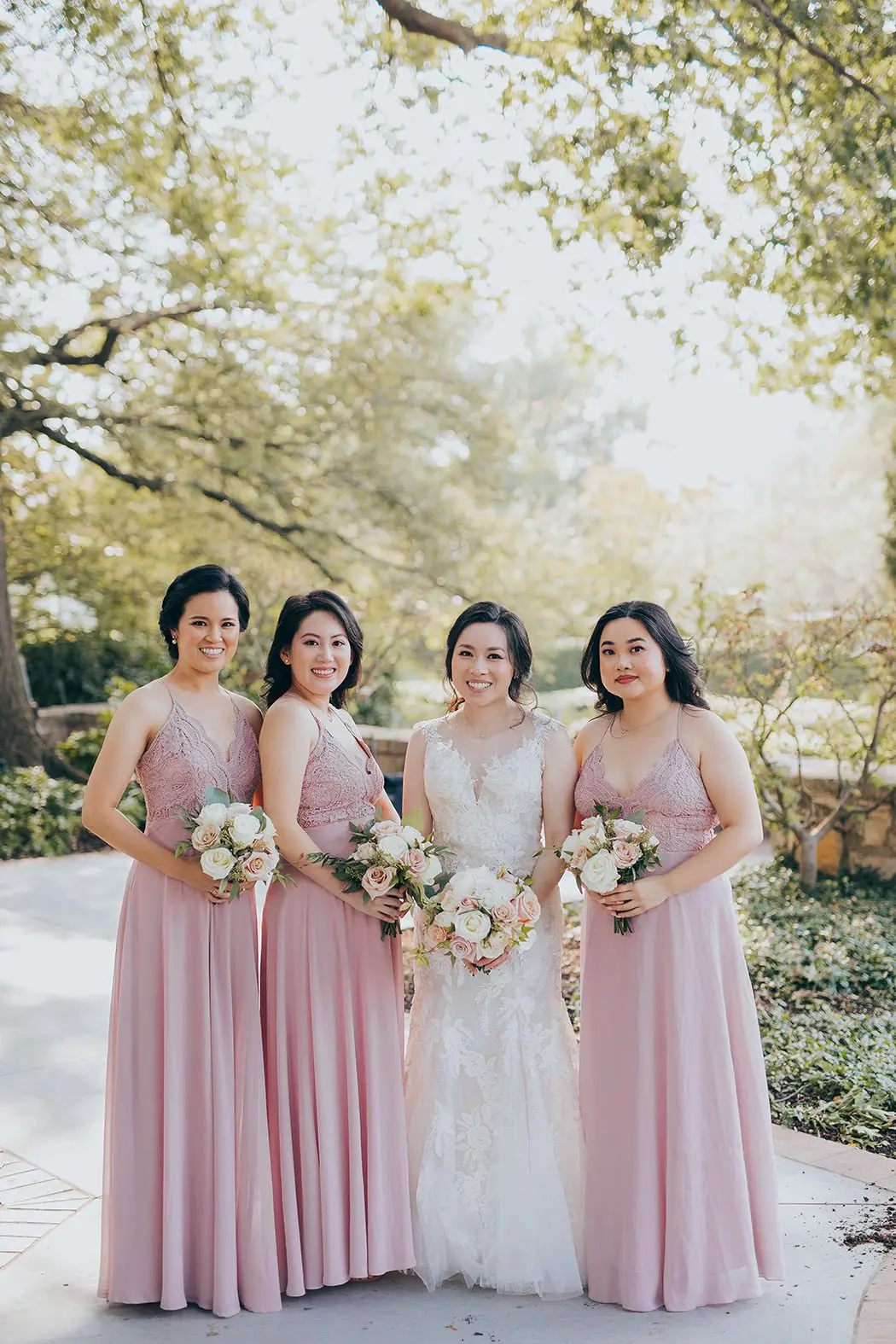 brides wedding party photos