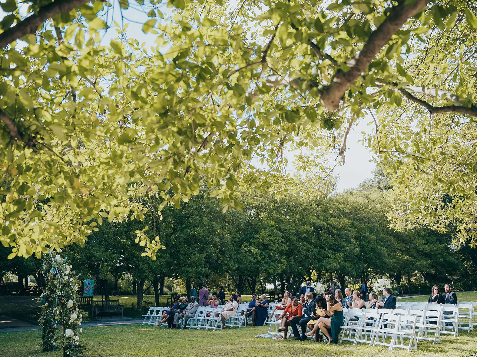 ceremony candid wedding photos