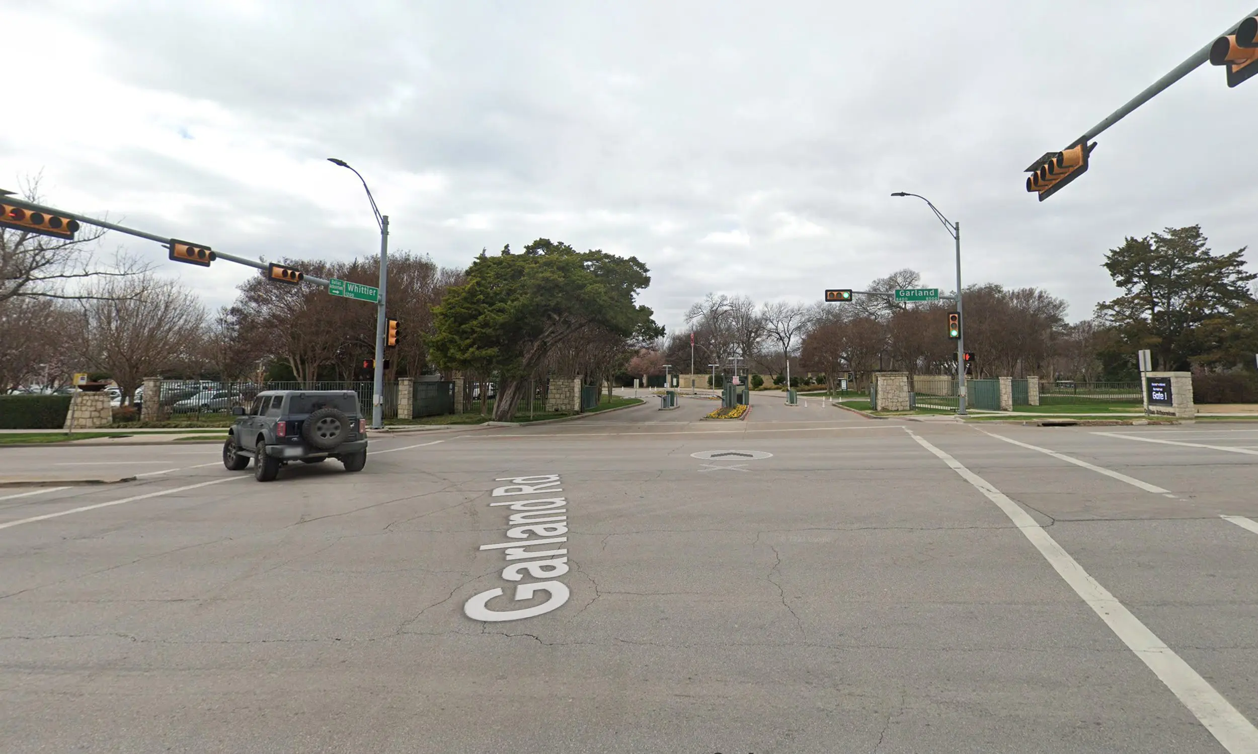 Dallas Arboretum Guide